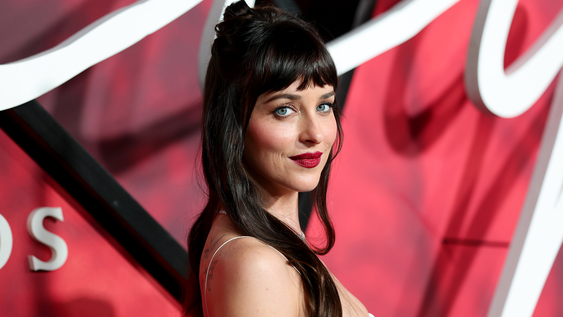 Dakota Johnson styled a navy blue and fur-trimmed Valentino jacket at a 'Verity' after-party, which Jennifer Lawrence and Kendall Jenner own, too