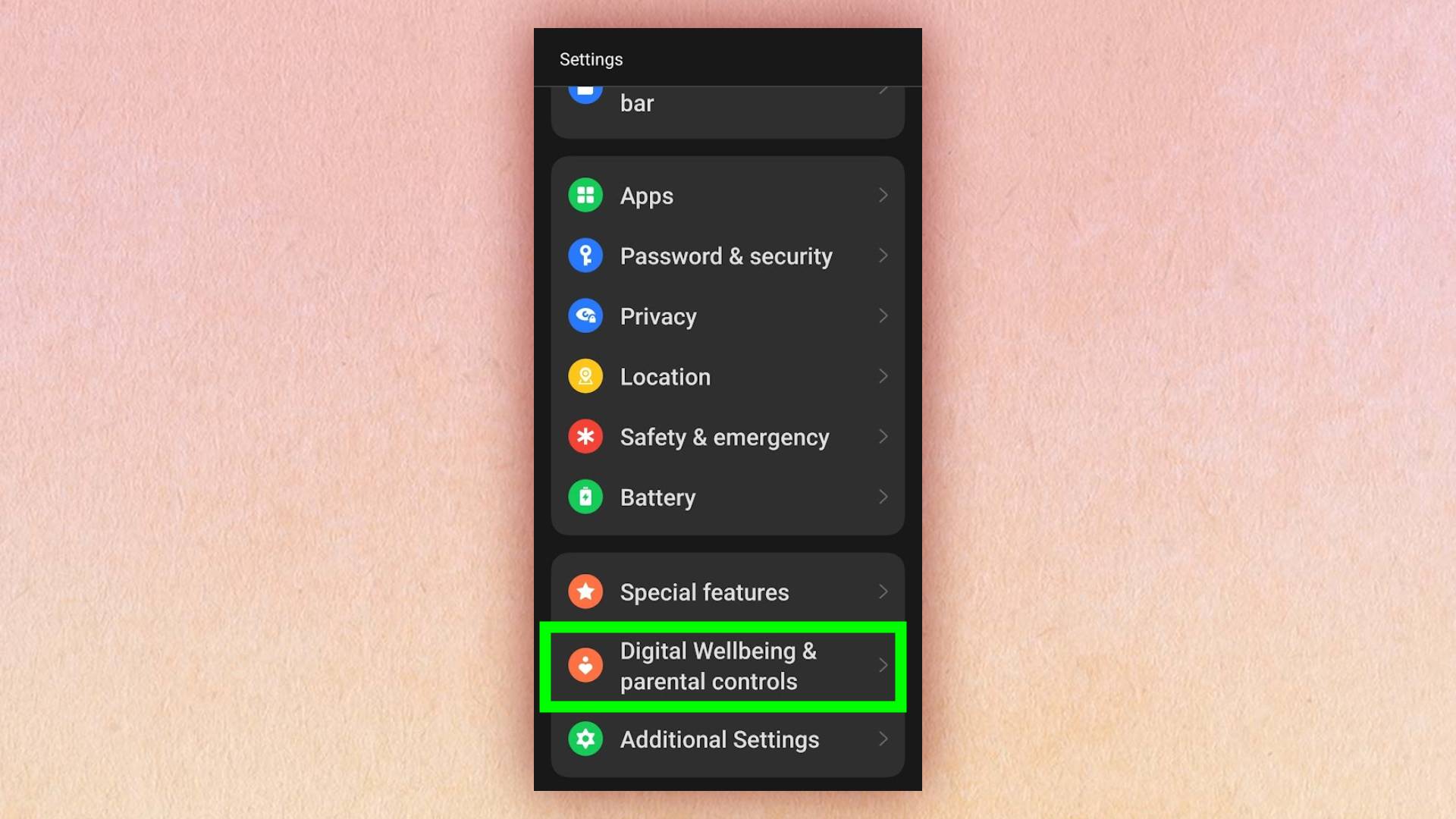 Скриншот приложения «Настройки» на телефоне Android. 