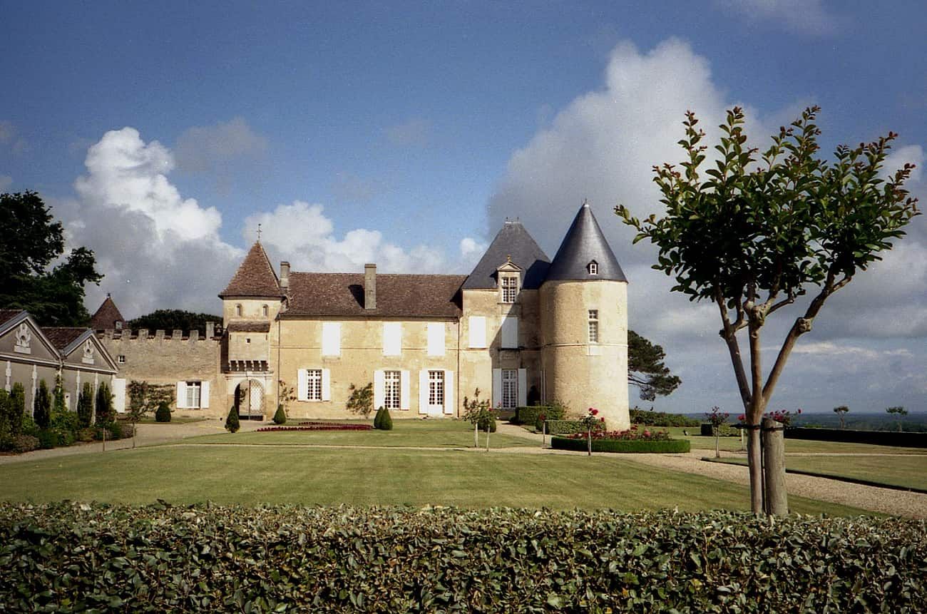 Yquem-Wiki-2.jpg
