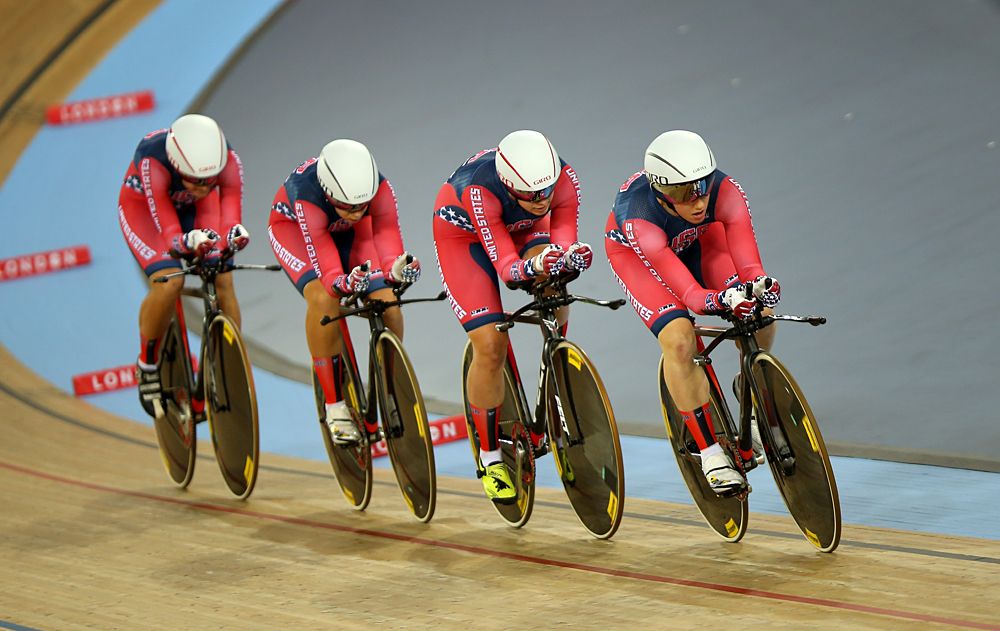 Team USA compete in the Women's team pursuit final