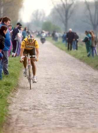 Franco Ballerini off the front at the 1990 Paris-Roubaix.