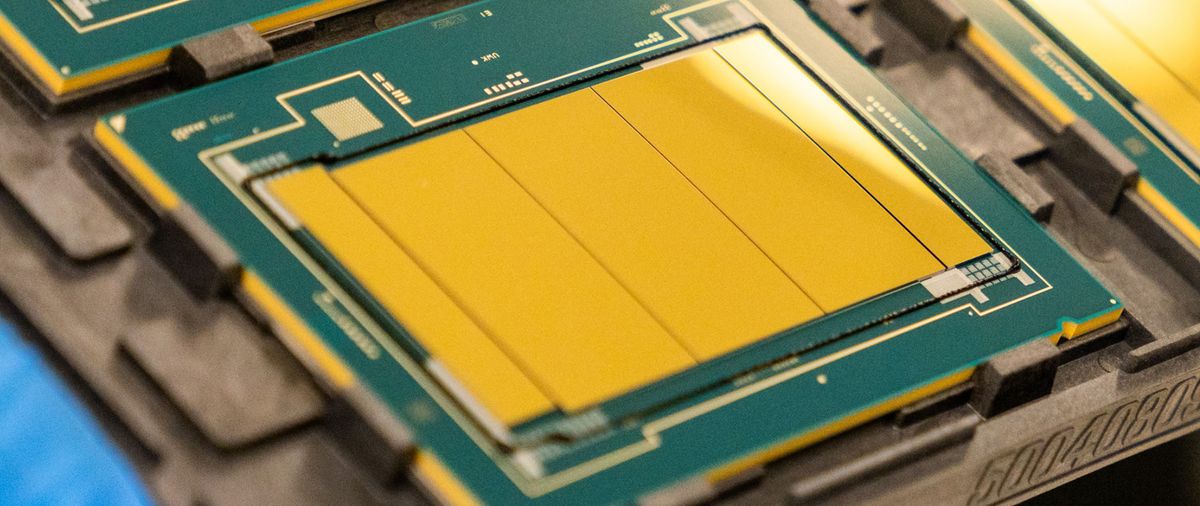 Analyzing Intel's EMIB and Foveros advanced packaging roadmaps