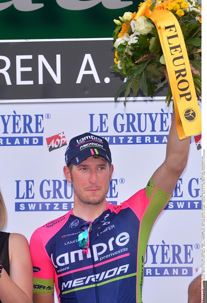 Sacha Modolo (Lampre-Merida) won the stage over Peter Sagan
