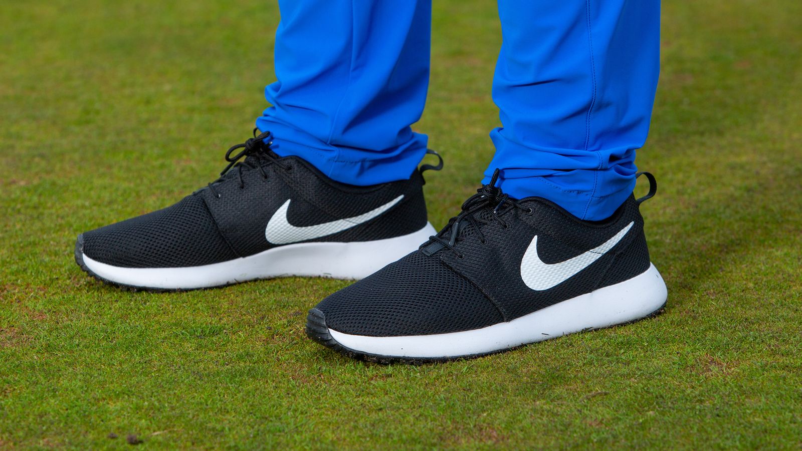 Nike Roshe G Next Nature Golf Shoe Review Lightweight and Spikeless