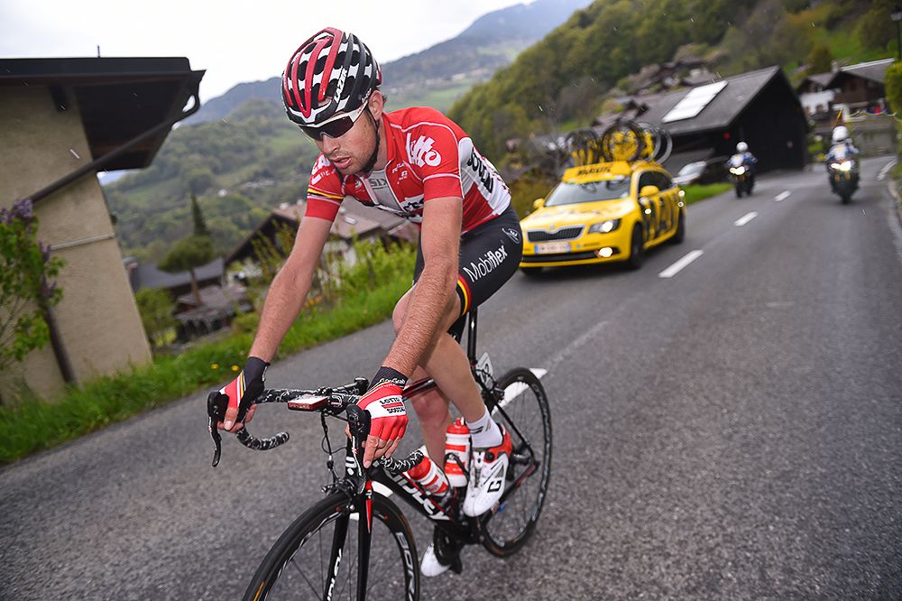 dander Armee during stage 4 at Tour de Romandie