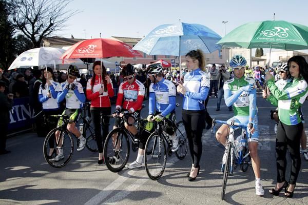 The Tirreno-Adriatico jersey holders get the VIP treatment on the start line.
