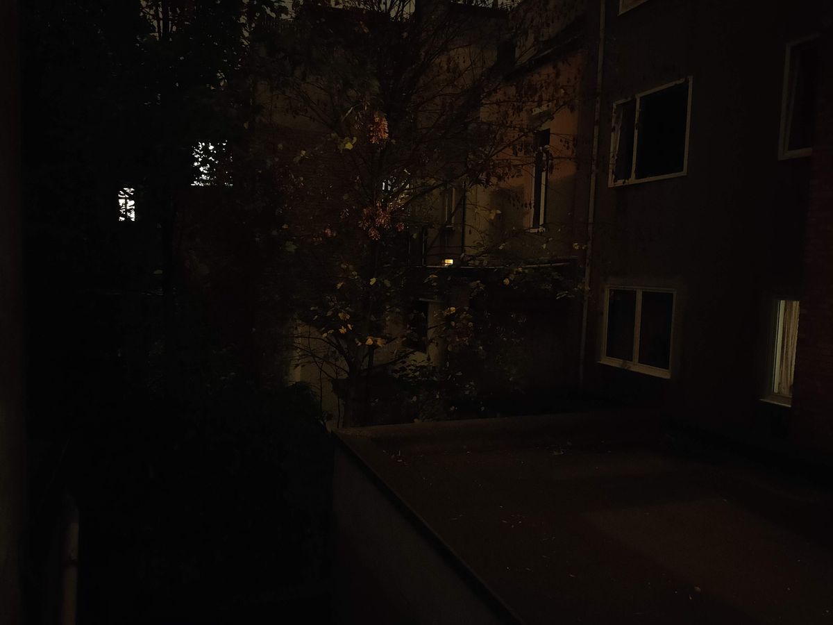 Met het blote oog konden we amper iets zien.