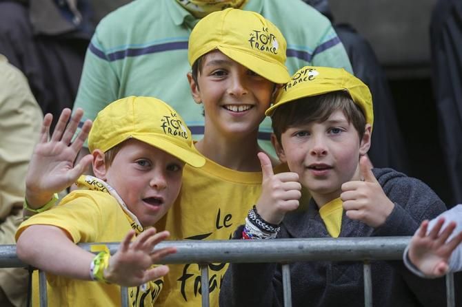 A few young fans enjoying the day.