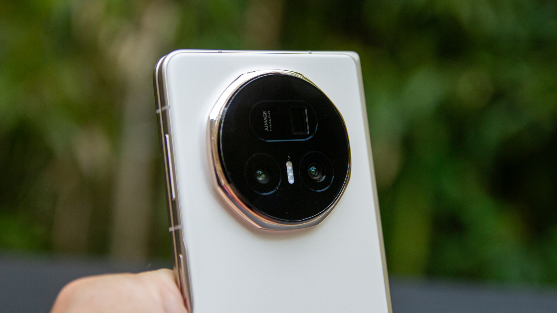 Honor Magic V5