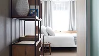 Good Hotel, Docklands