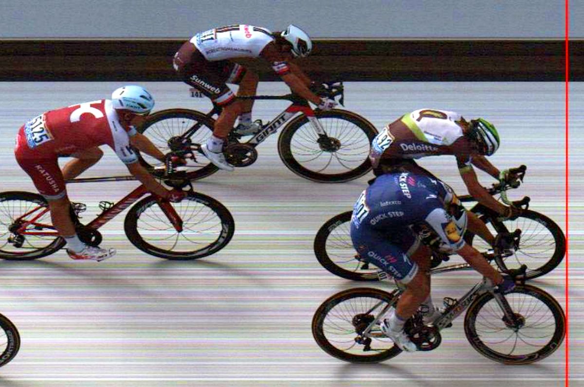 Michael Matthews (Team Sunweb) finishes third on stage 7