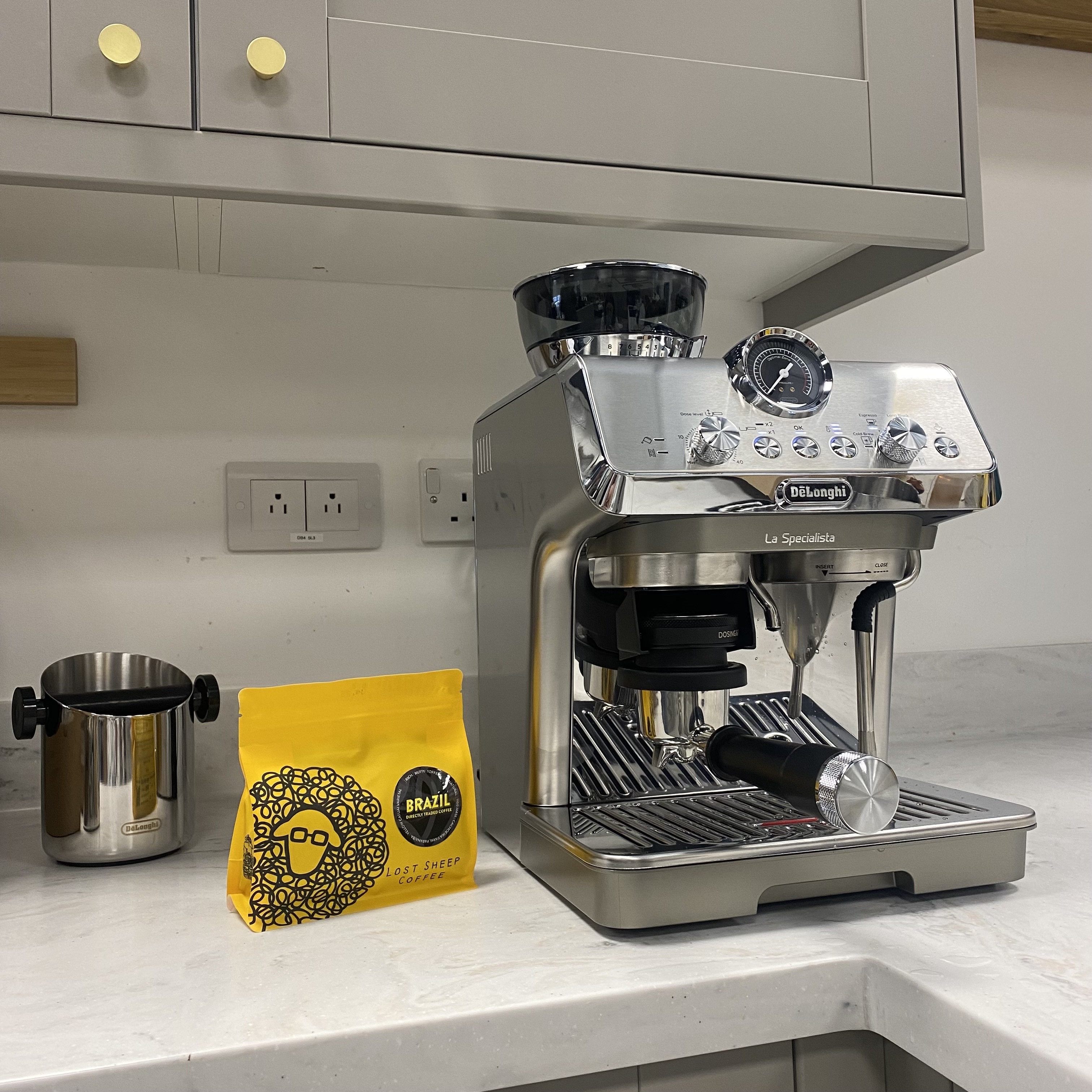 Testing the De'Longhi Specialista Opera bean to cup coffee machine at home