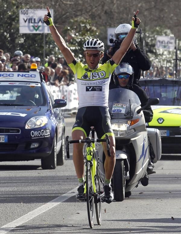 Bartosz Huzarski (ISD - Neri) wins the final stage of the Settimana Internazionale Coppi e Bartali