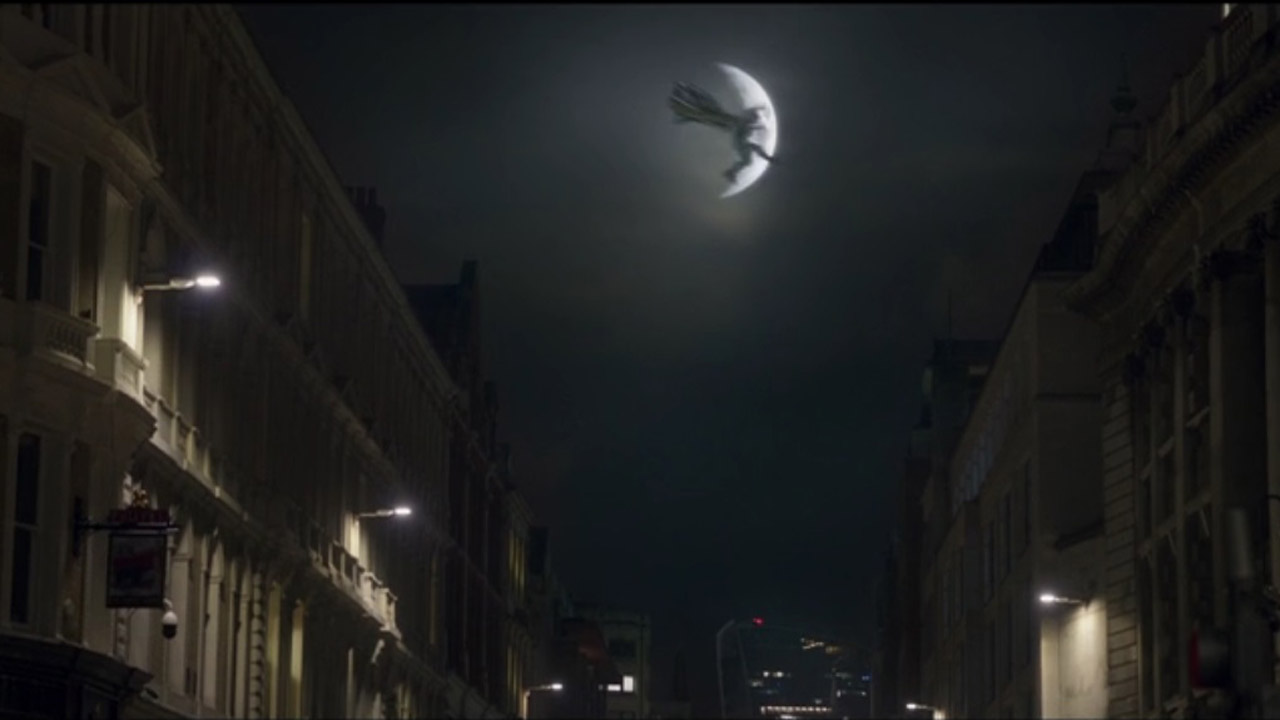 Moon Knight leaps from one building to another in the Marvel Studios TV show