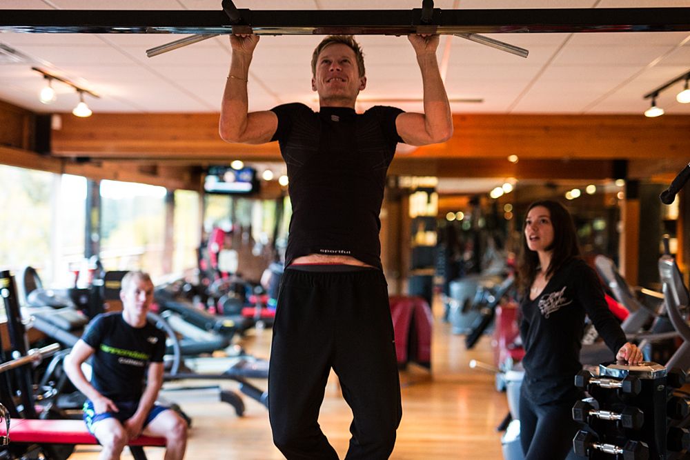 Chin-ups are a challenge for pro cyclists