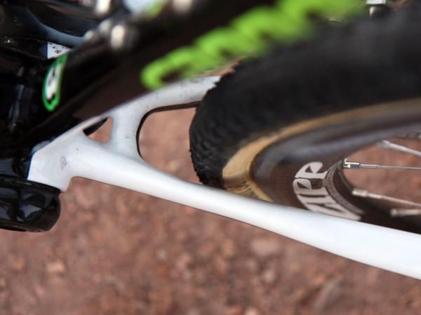 There's a healthy amount of breathing room in the radial direction down by the bottom bracket.