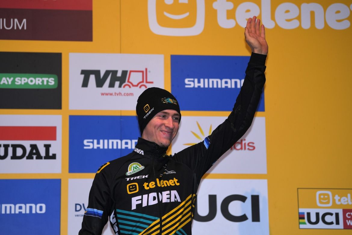 Toon Aerts waves to the crowd