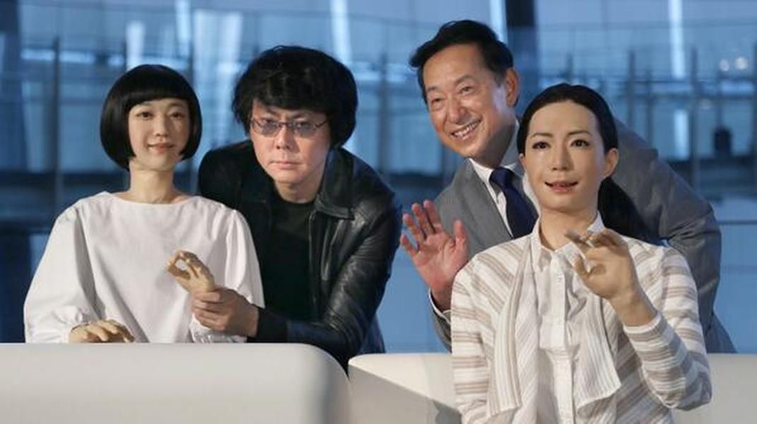 Japan&amp;#039;s newest museum guides are robots