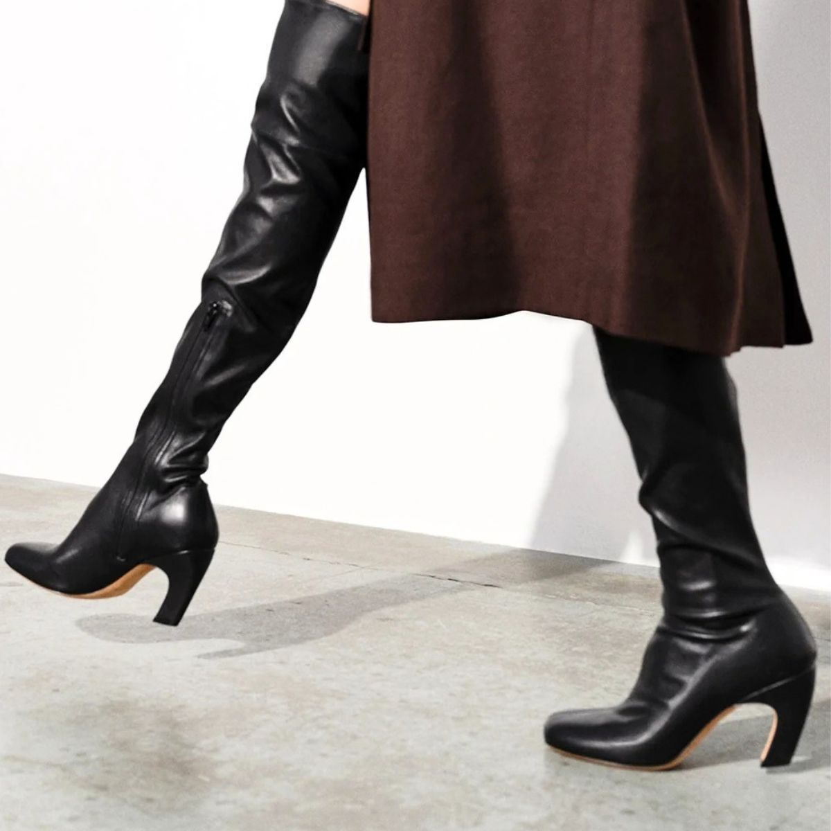 Black boots listing image