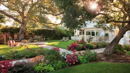 garden layout ideas: american style plot