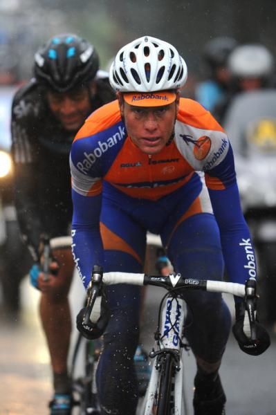 Sebastian Langeveld (Rabobank) leads Juan Antonio Flecha (Team Sky)