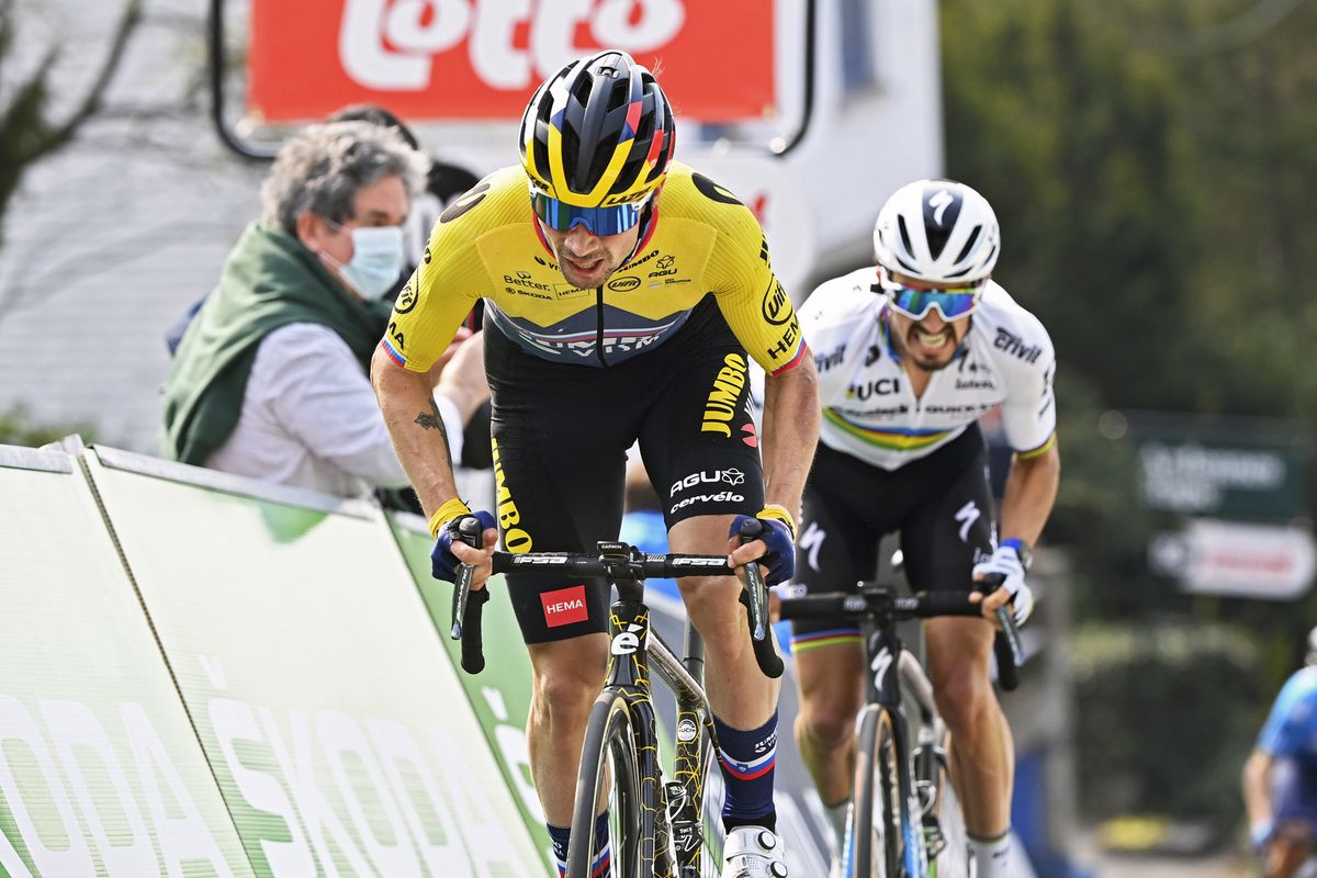 La Fleche Wallonne 2021 - 85th Edition - Charleroi - Mur de Huy 193,6 km - 21/04/2021 - Primoz Roglic (SLO - Jumbo - Visma) - Julian Alaphilippe (FRA - Deceuninck - Quick-Step) - photo Nico Vereecken/PN/BettiniPhotoÂ©2021 