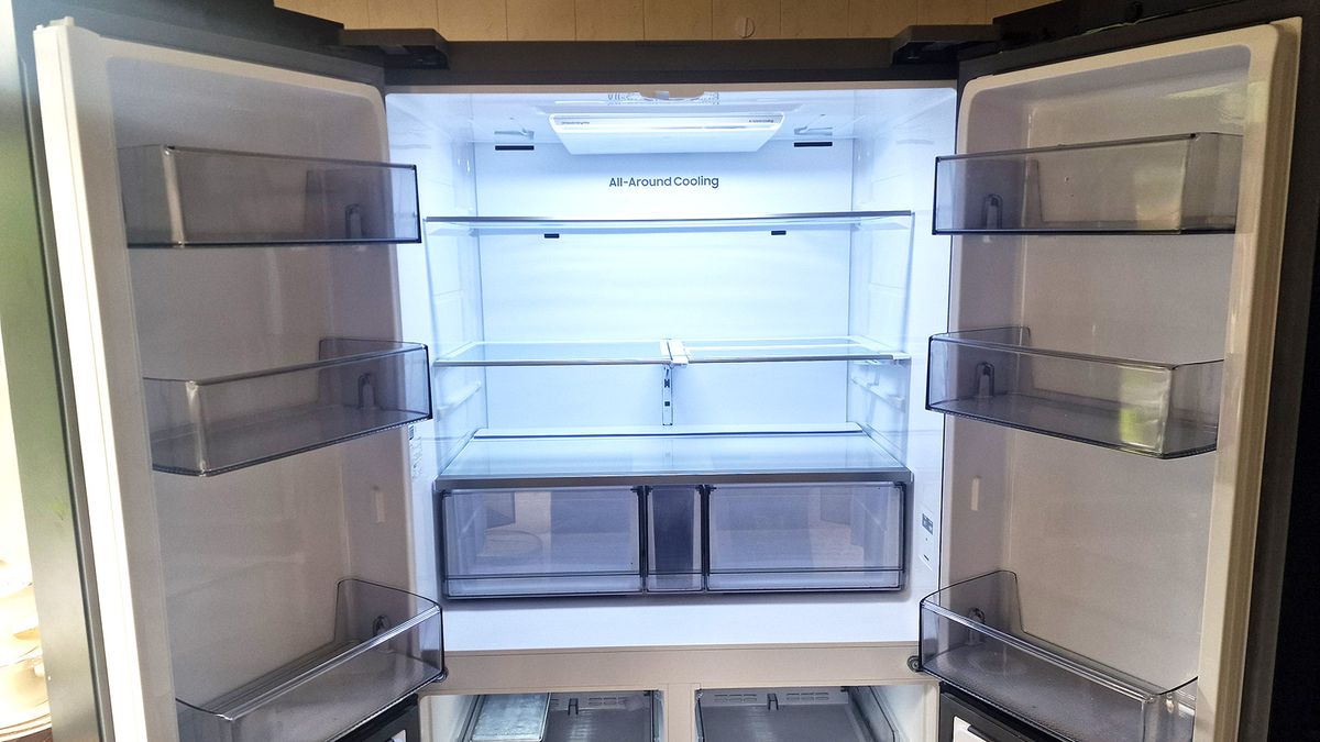 Samsung Bespoke 23 cu. ft. Counter Depth 4-Door French Door Refrigerator with AI Hybrid Cooling &amp; Beverage Center&trade; in Stainless Steel