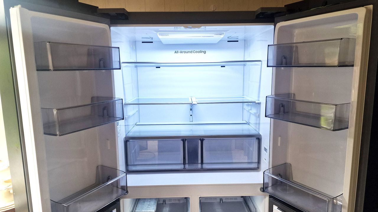 Samsung Bespoke 23 cu. ft. Counter Depth 4-Door French Door Refrigerator with AI Hybrid Cooling &amp; Beverage Center&trade; in Stainless Steel