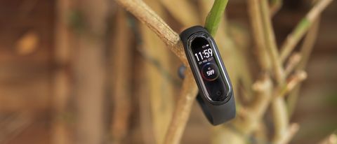 Xiaomi mi band 4 discount vs xiaomi amazfit cor 2