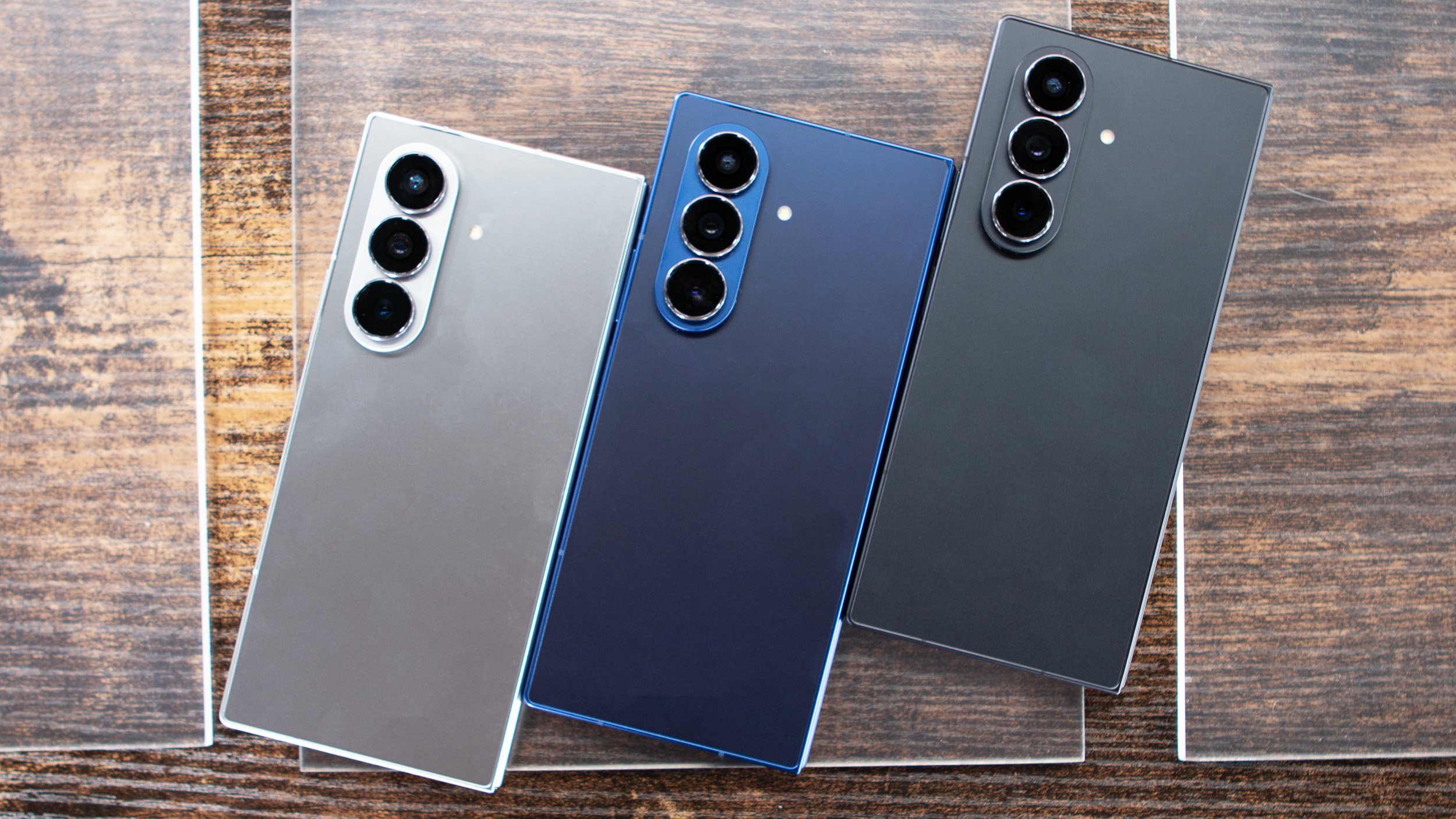 Samsung Galaxy Z Fold 7 colors hands-on