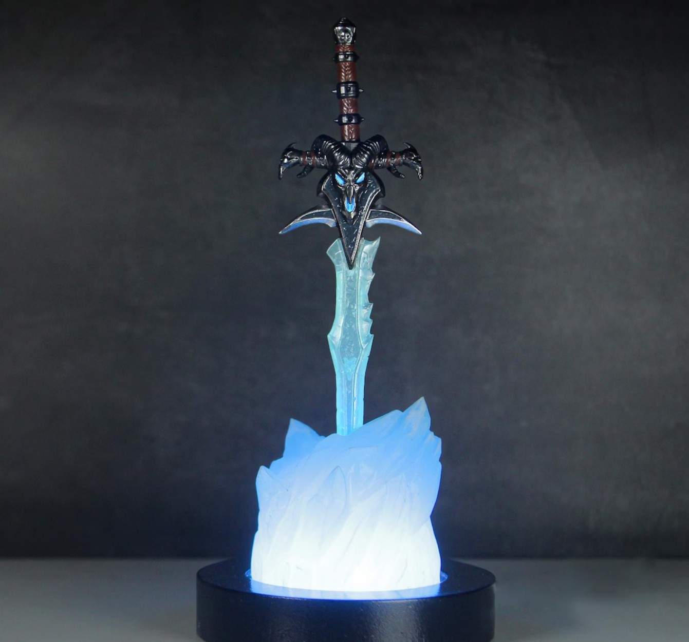 Frostmourne desk lamp