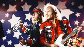 Klaus Meine and Matthias Jabs onstage in Moscow, 1989
