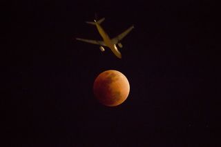 super-blue-blood-moon-lunar-eclipse-2018