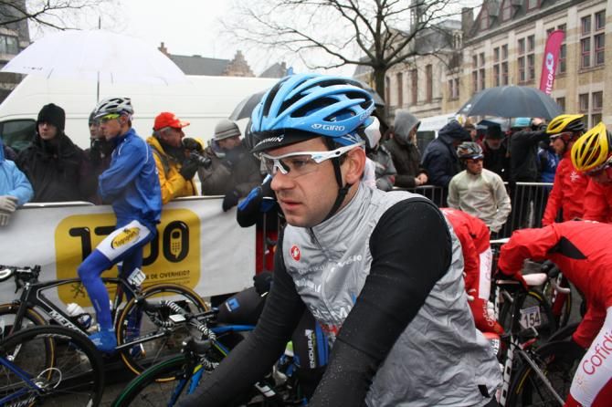 Martijn Maaskant started despite a recent knee injury
