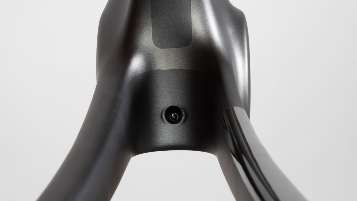 Enve Melee fender mount
