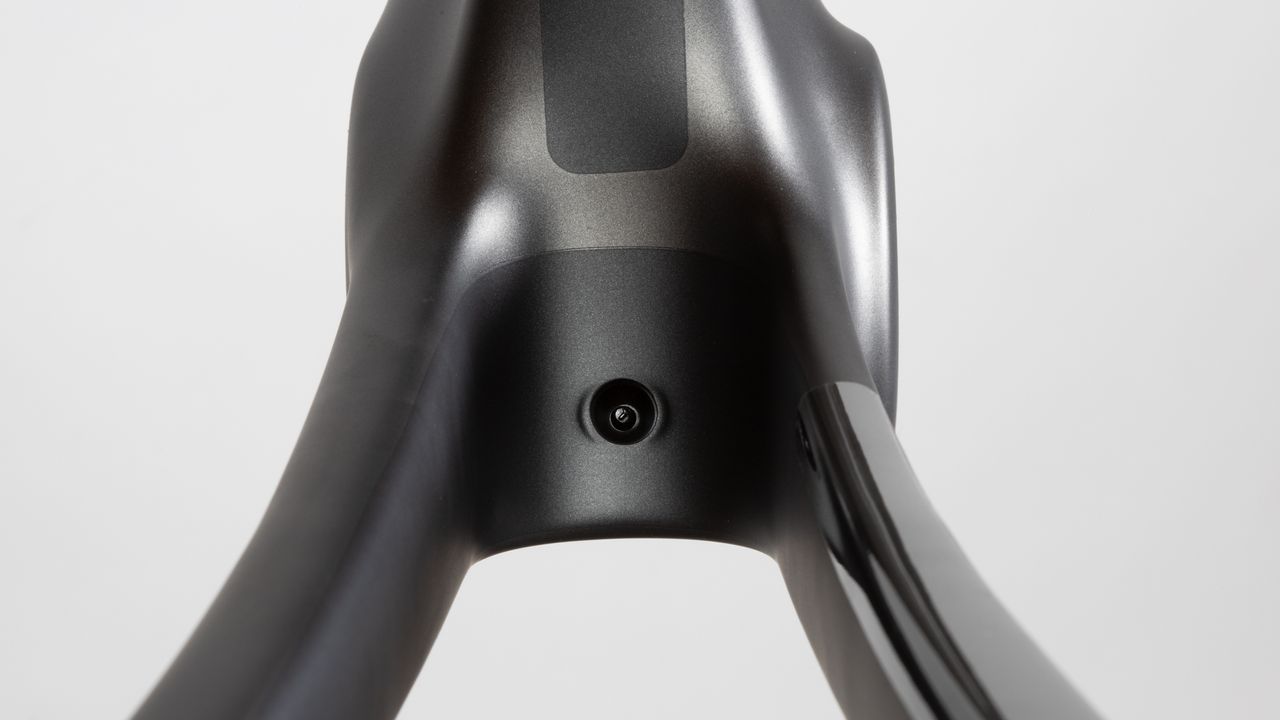 Enve Melee fender mount