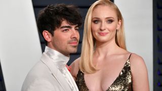 beverly hills, ca february 24 joe jonas l and sophie turner attend the 2019 vanity fair oscar party hosted by radhika jones at wallis annenberg center for the performing arts on february 24, 2019 in beverly hills, california photo by dia dipasupilgetty images