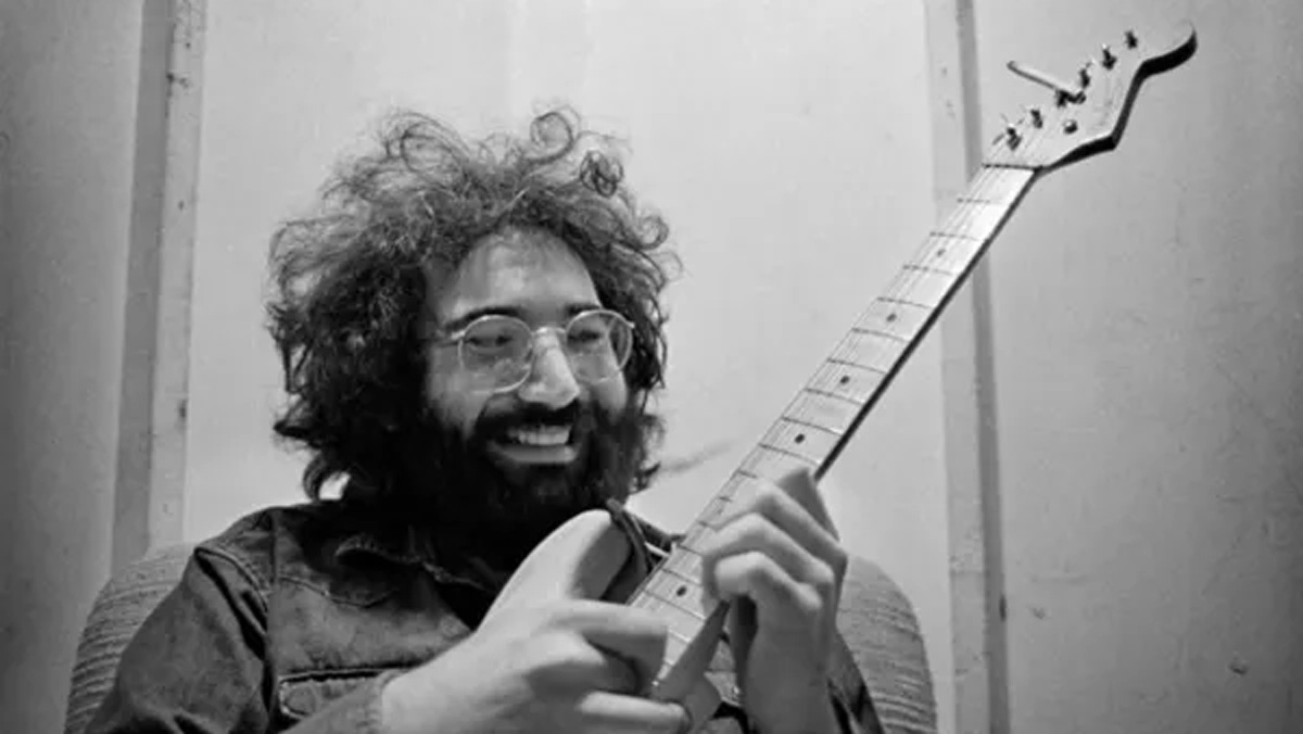 How Jerry Garcia Revolutionized the Custom Guitar Industry