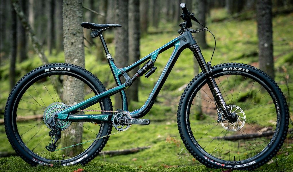 Rocky Mountain has created a collectible Instinct, with its limited-edition Carbon 99