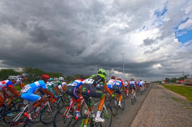 Morning rain dried out for stage 1 of the Tour de San Luis.