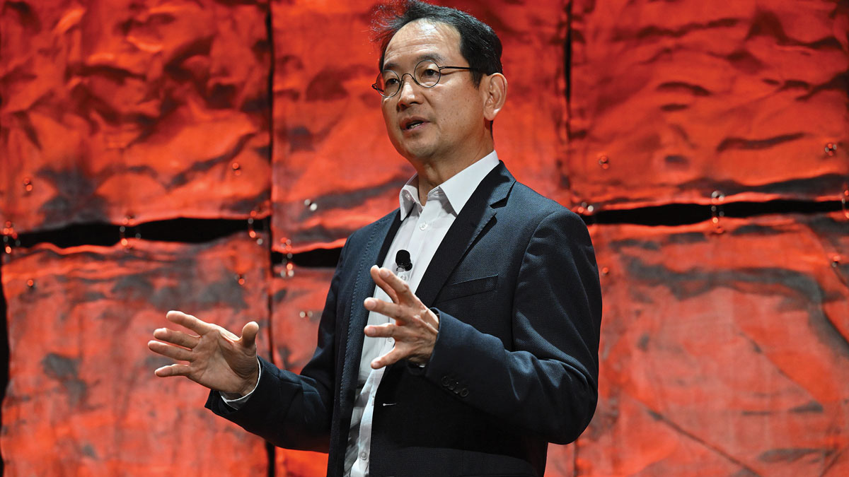 AI-driven features simplify the jobsite while making it more efficient. 