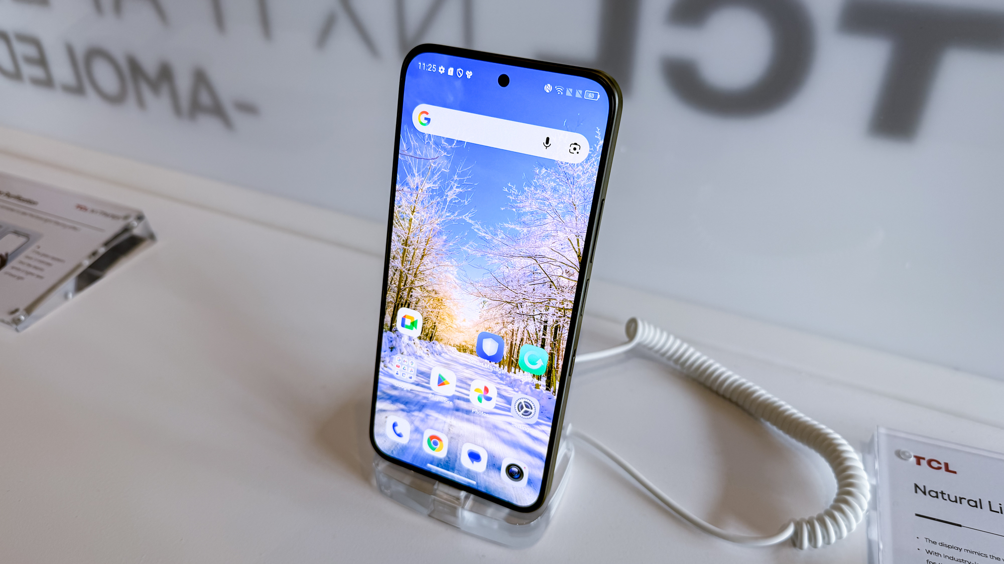 TCL Nxtpaper AMOLED screen