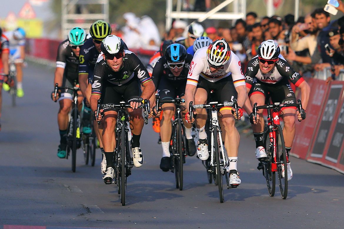 Mark Cevendish proves untouchable in the stage 1 finish