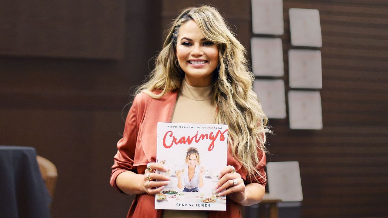 The Chrissy Teigen Cravings Cookbook Diet - I Ate All My Meals From ...