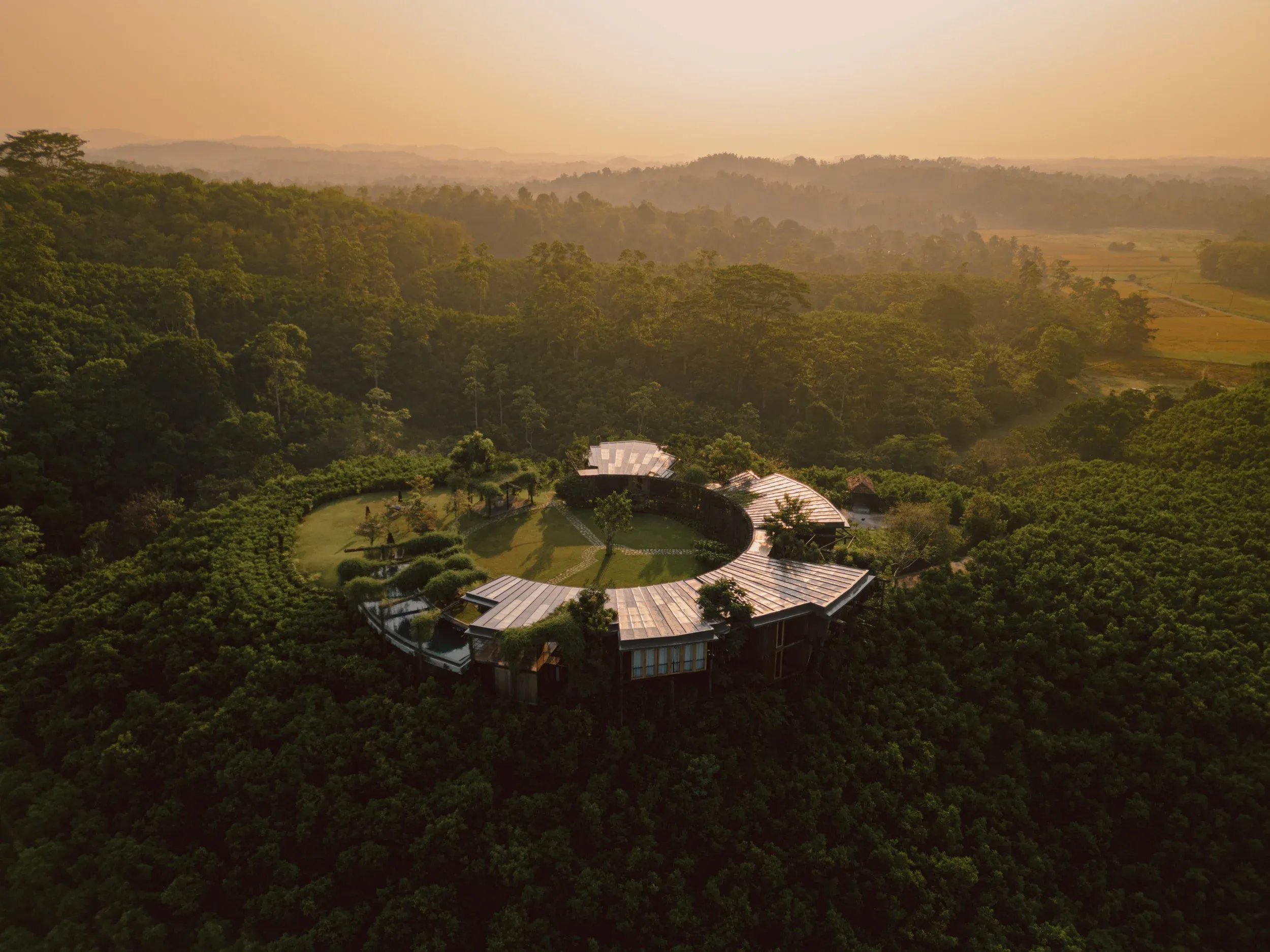 Love jewellery? Now you can book a holiday to source rare gemstones