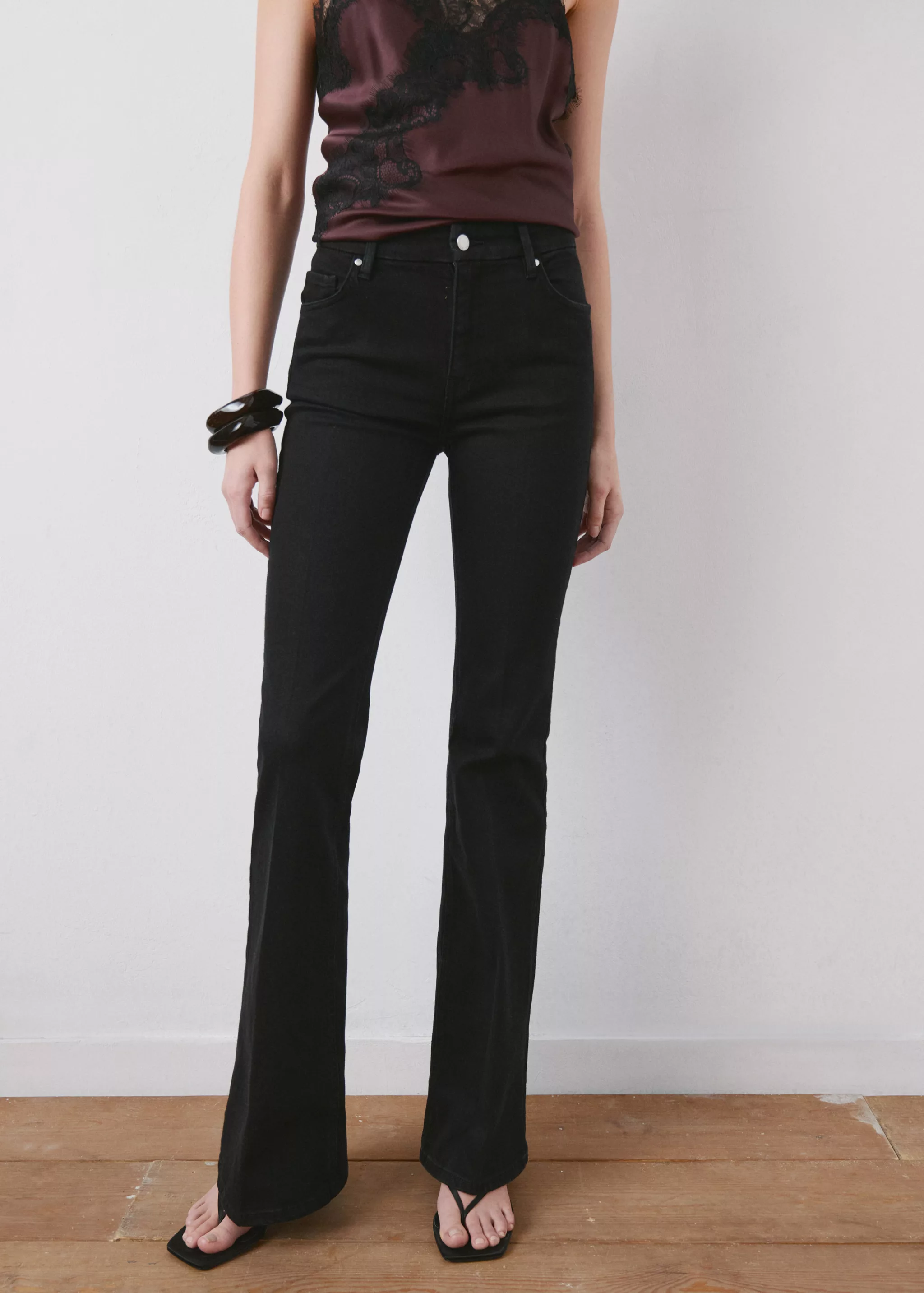 Violet Flared High-Rise Jeans - Women | Mango United Kingdom