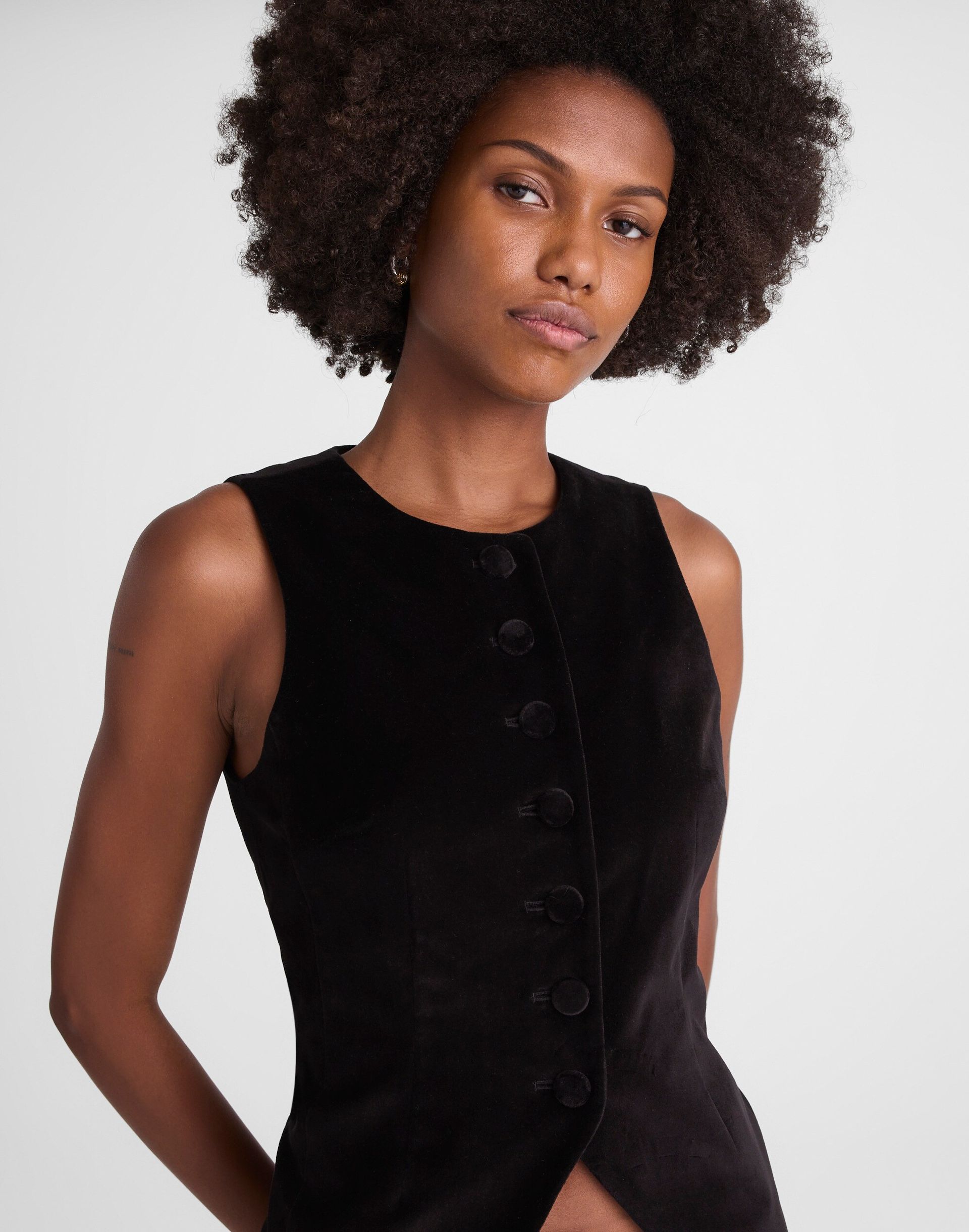 The Nolita Crewneck Vest in Velvet