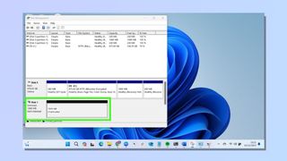 screenshot showing how to create and format a hard disk partition - vhd now on disk management