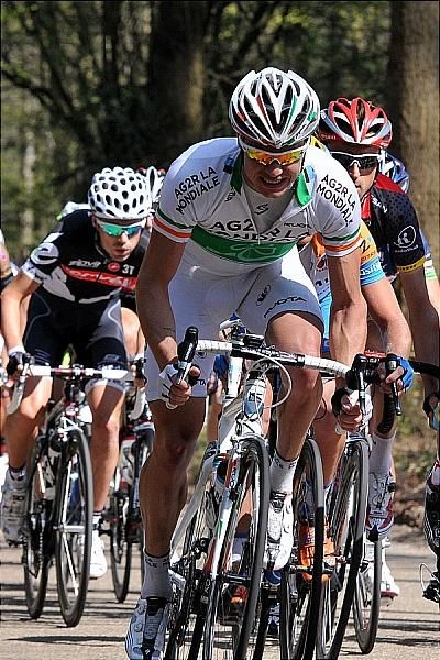 Nicolas Roche (AG2R) shows the strain.