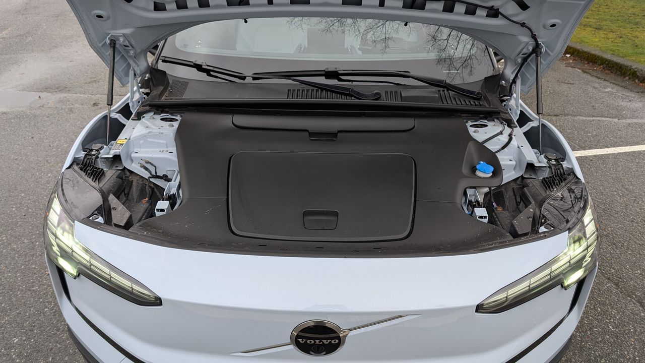 Volvo EX30
